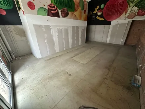 Izdavanje, poslovni prostor, 92m², Tološi, Podgorica - image 3