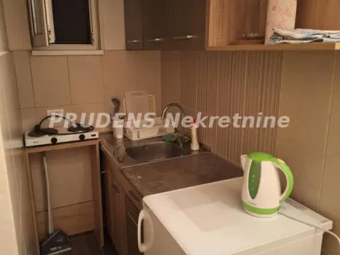 Izdavanje, jednosoban stan, 25m², Stari Grad, Beograd - image 16