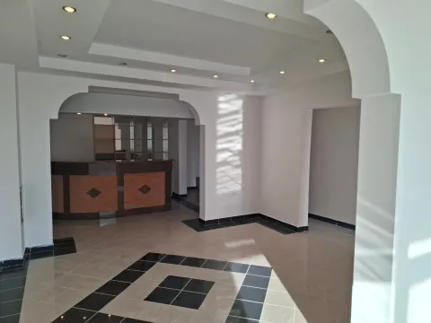 Sale, office space, 173m², Petrovac, Budva - image 10