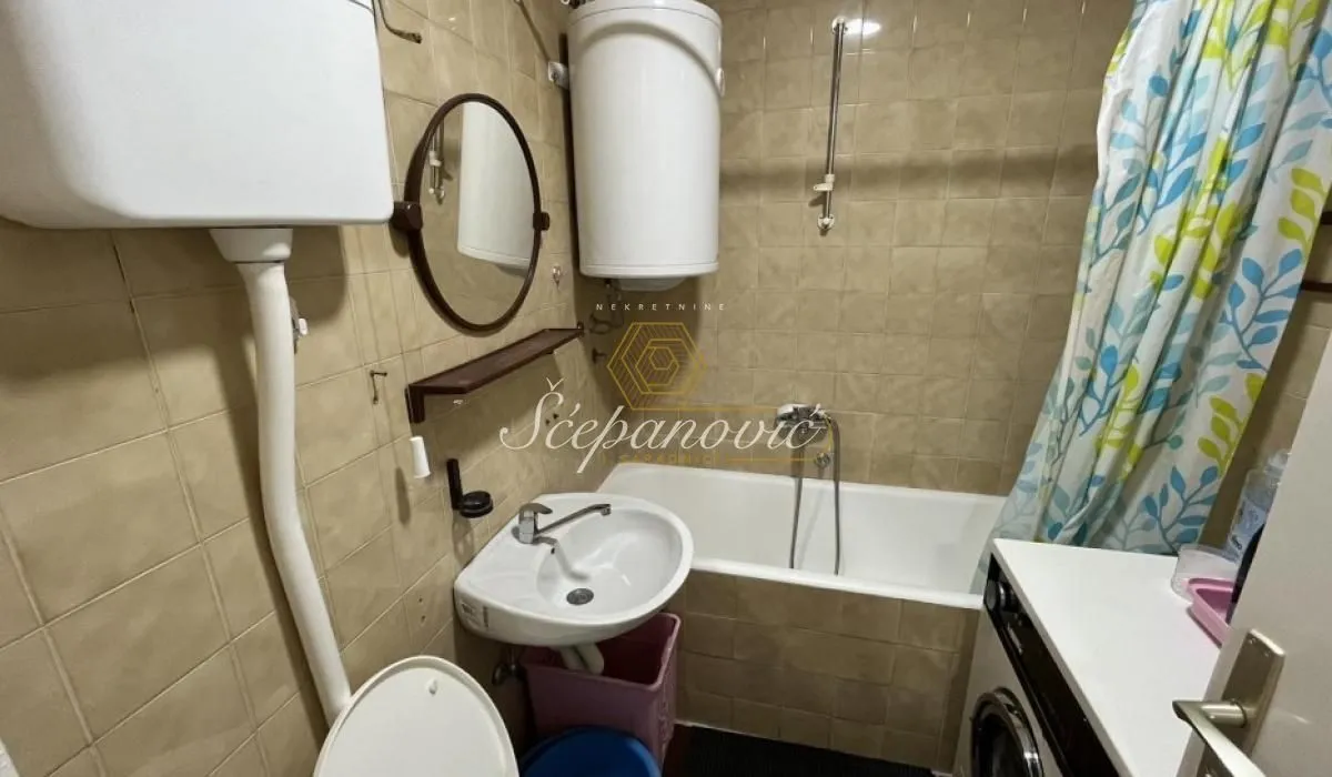Sale, apartment, 75m², Bulevar Oslobodjenja, Novi Sad Sve Podlokacije