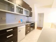 Izdavanje, četvorosoban stan, 140m², Čukarica, Beograd - image 4