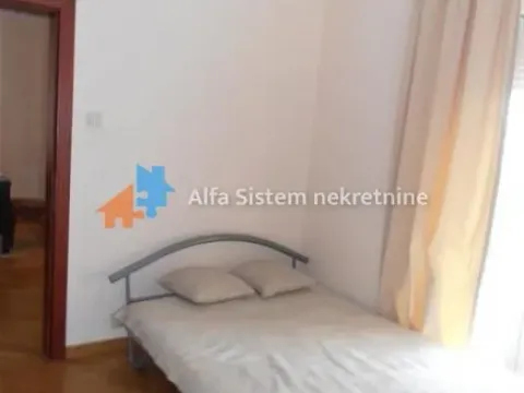 Izdavanje, trosoban stan, 130m², Savski Venac, Beograd - image 5