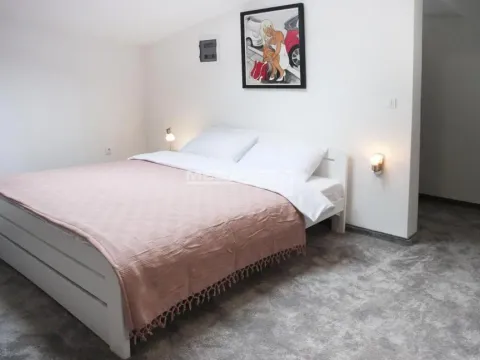 Sale, house, 195m², Vračar Hram, Vračar Sve Podlokacije - image 10