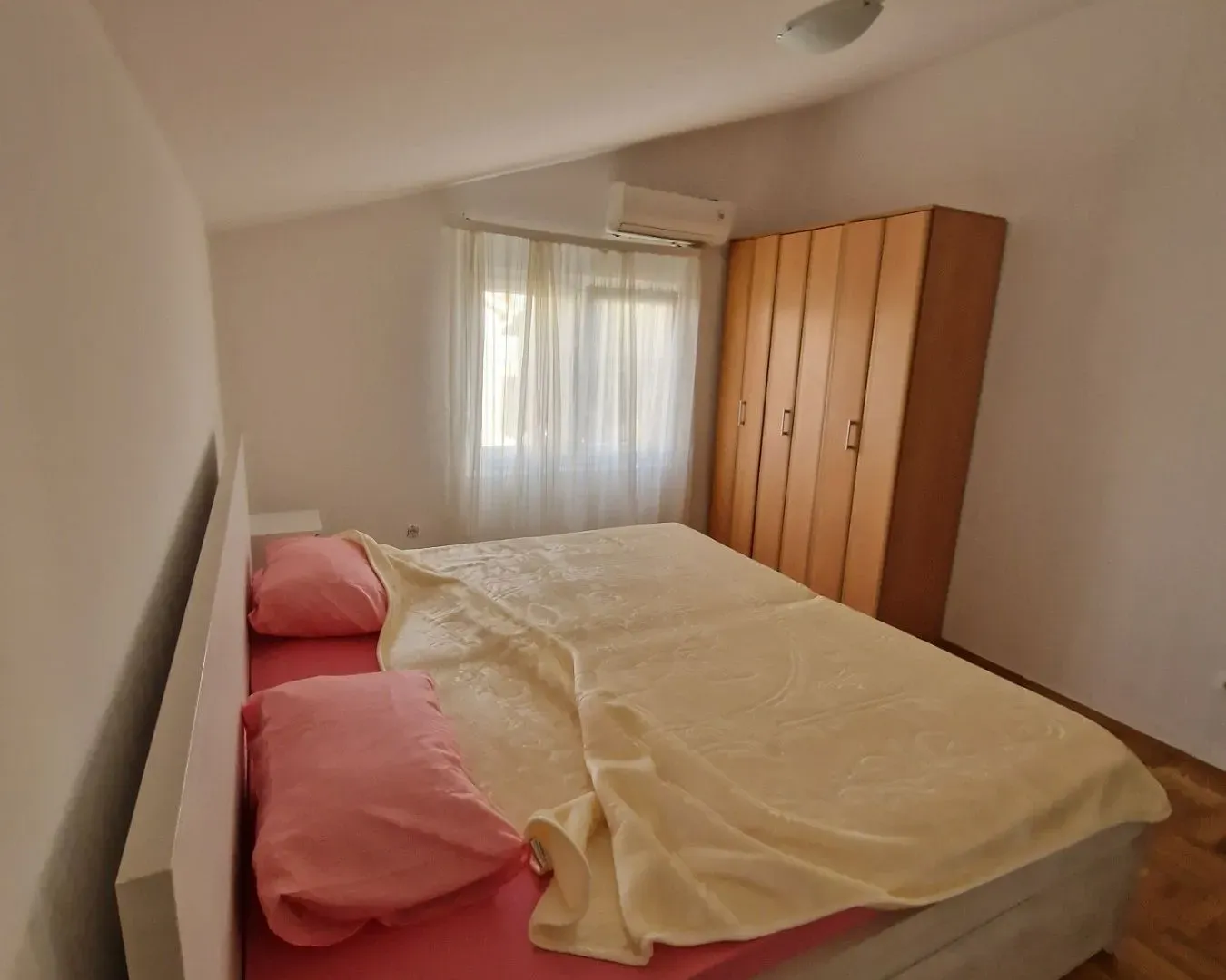 Rent, two bedroom apartment, 115m², Tološi, Podgorica