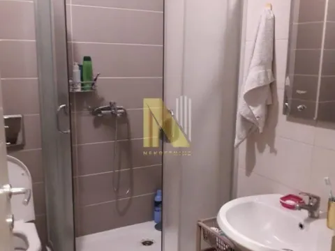 Izdavanje, garsonjera, 25m², Banatić, Novi Sad Sve Podlokacije - image 6