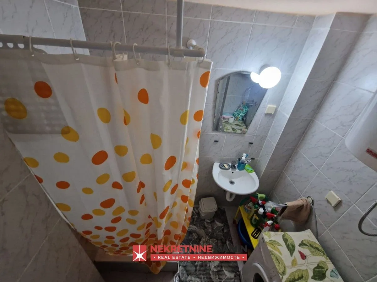 Izdavanje, jednosoban stan, 45m², Rafailovići, Budva