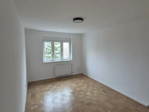 Sale, three bedroom apartment, 60m², Voždovac Sve Podlokacije, Beograd - image 5