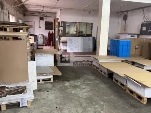 Izdavanje, poslovni prostor, 800m², Borča 1, Borča Sve Podlokacije - image 15