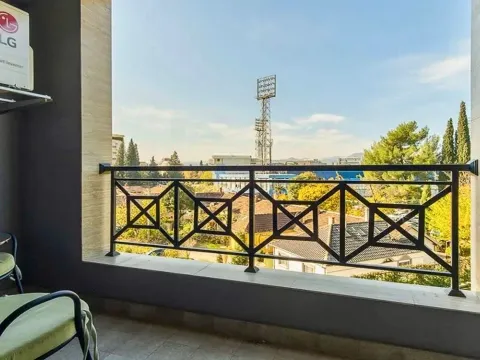 Izdavanje, jednosoban stan, 52m², Centar, Podgorica - image 6