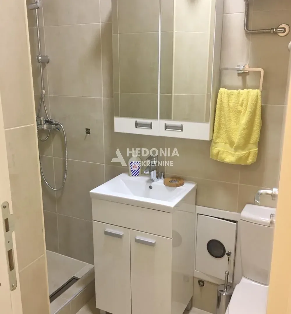 Prodaja, jednosoban stan, 37m², Stari Grad, Beograd