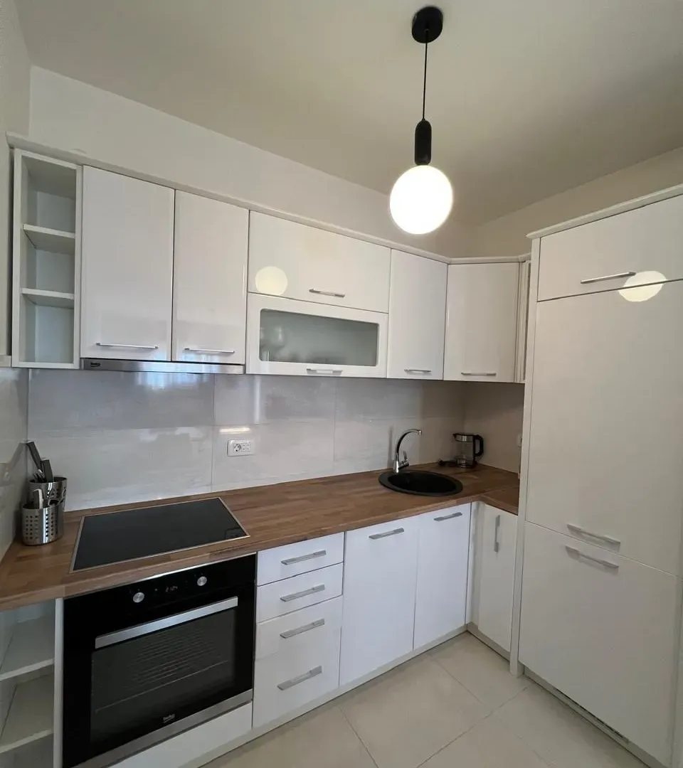 Prodaja, jednosoban stan, 49m², Central Point, Podgorica