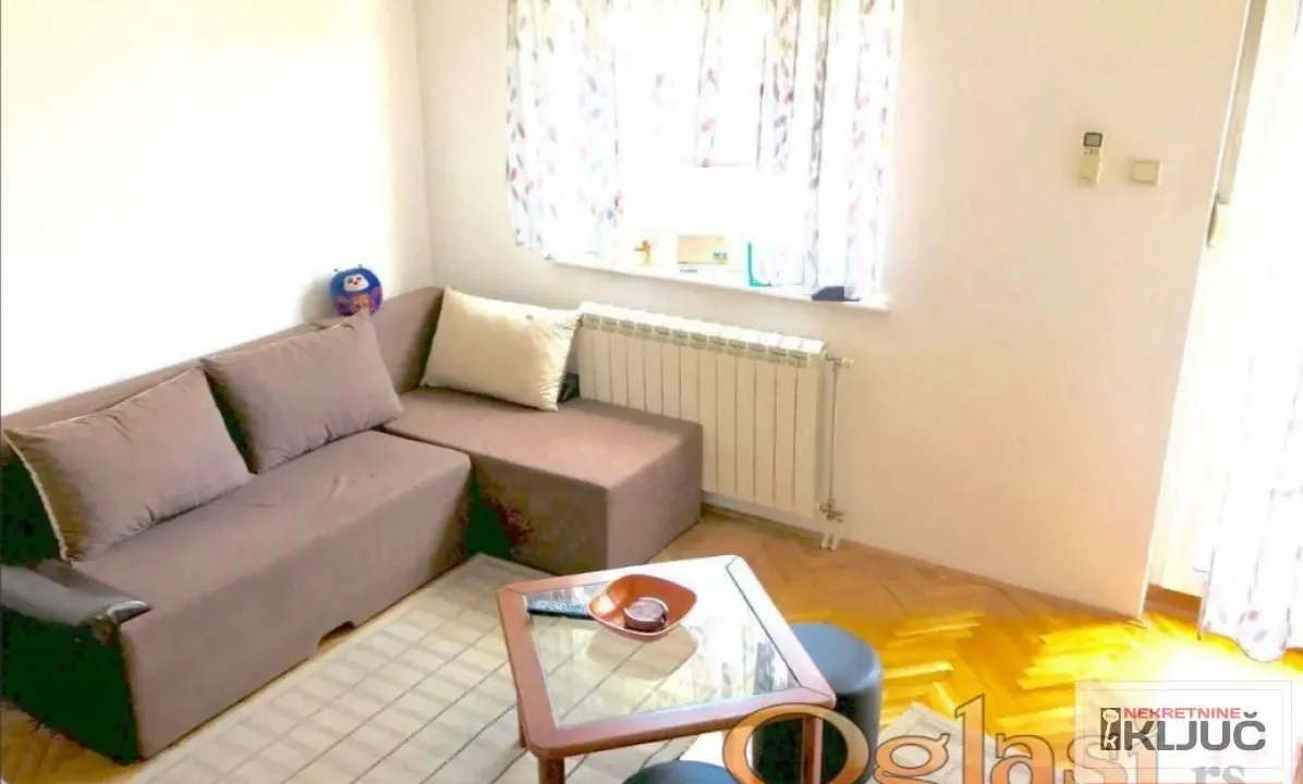 Izdavanje, garsonjera, 27m², Grbavica, Novi Sad Sve Podlokacije