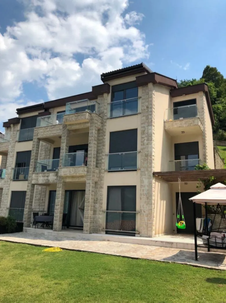 Sale, two bedroom apartment, 67m², Kostanjica, Kotor