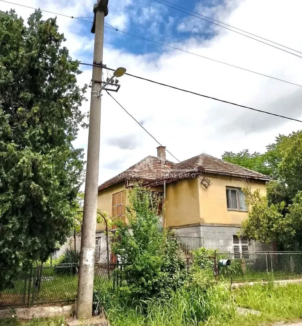 Prodaja, kuća, 66m², Umka, Beograd