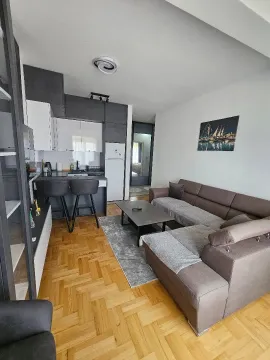 Rent, one bedroom apartment, 45m², Popovići, Bar - image 1