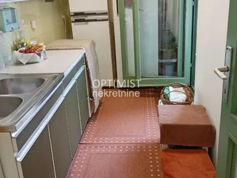 Prodaja, trosoban stan, 84m², Vidikovački venac, Rakovica - image 9