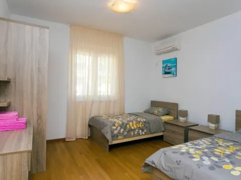 Prodaja, trosoban stan, 136m², Bečići, Budva - image 11