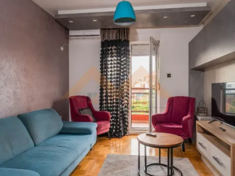 Izdavanje, jednosoban stan, 44m², Podgorica, Crna Gora - image 1