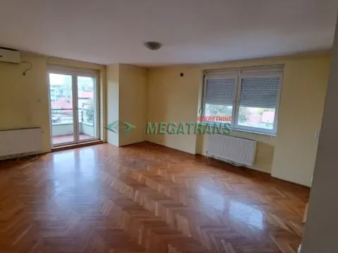 Prodaja, četvorosoban stan, 110m², Centar, Novi Sad - image 2