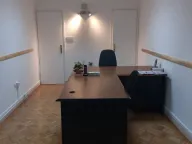 Izdavanje, poslovni prostor, 20m², Blok 5, Podgorica - image 1