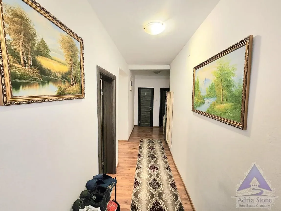 Sale, three bedroom apartment, 114m², Podkošljun, Budva