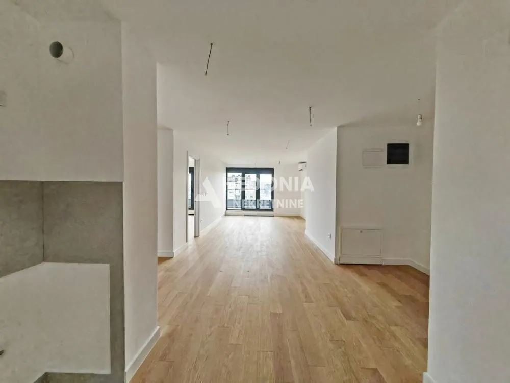 Prodaja, trosoban stan, 131m², Autokomanda, Voždovac Sve Podlokacije
