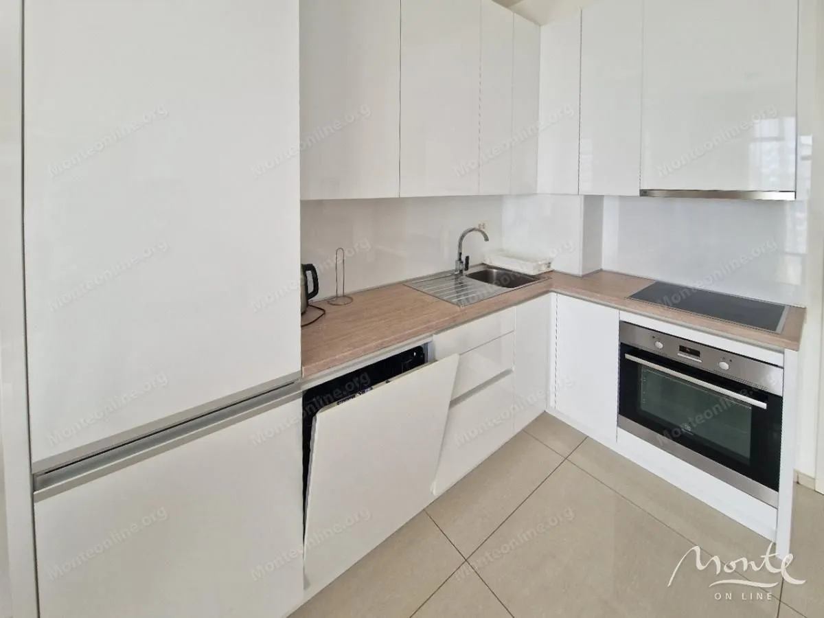 Sale, two bedroom apartment, 65m², Bečići, Budva