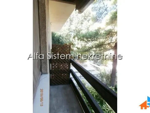 Izdavanje, četvorosoban stan, 120m², Savski Venac, Beograd - image 18