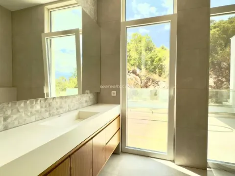 Sale, house, 350m², Krašići, Tivat - image 11