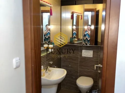 Sale, three bedroom apartment, 120m², Tološka šuma, Podgorica - image 4