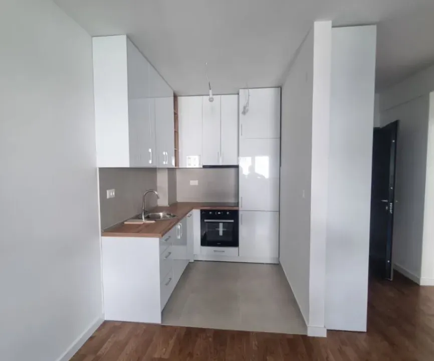 Izdavanje, jednosoban stan, 47m², Stari Aerodrom, Podgorica
