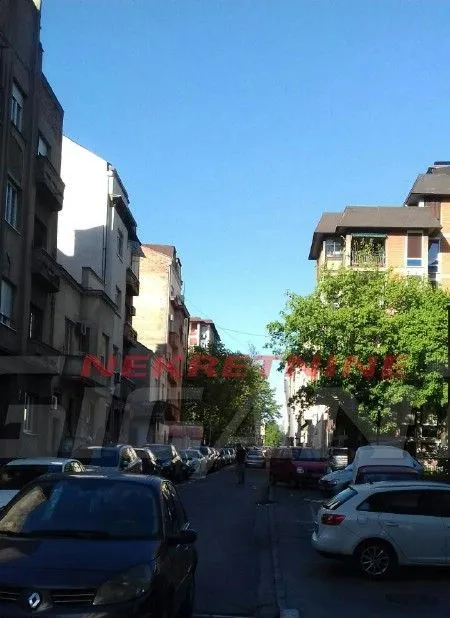 Prodaja, četvorosoban stan, 122m², Kalenić Pijaca, Vračar Sve Podlokacije