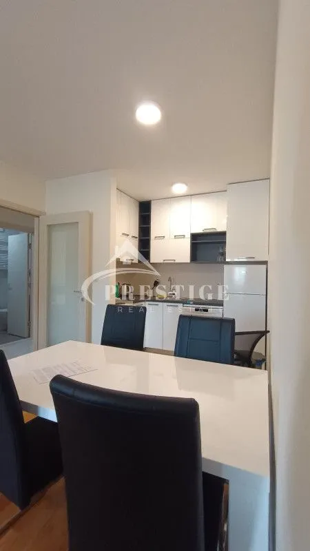 Rent, one bedroom apartment, 45m², City Kej, Podgorica