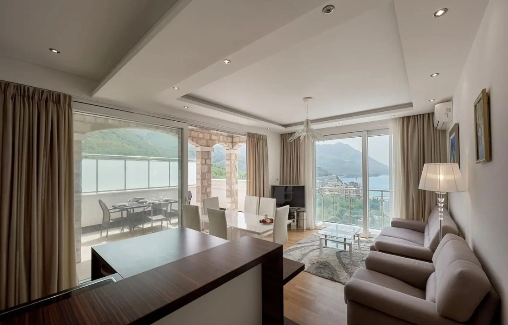 Stan-na-dan, dvosoban stan, 76m², Bečići, Budva
