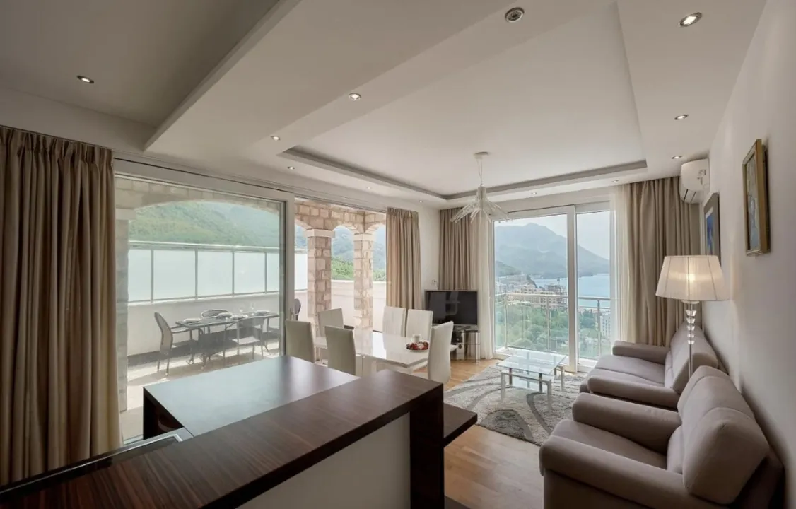 Daily-rent, two bedroom apartment, 76m², Bečići, Budva