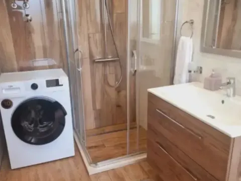 Rent, apartment, 75m², Tivat, Crna Gora - image 2