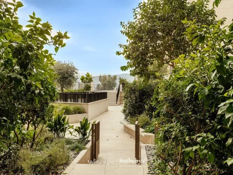 Prodaja, garsonjera, 73m², Porto Montenegro, Tivat - image 12