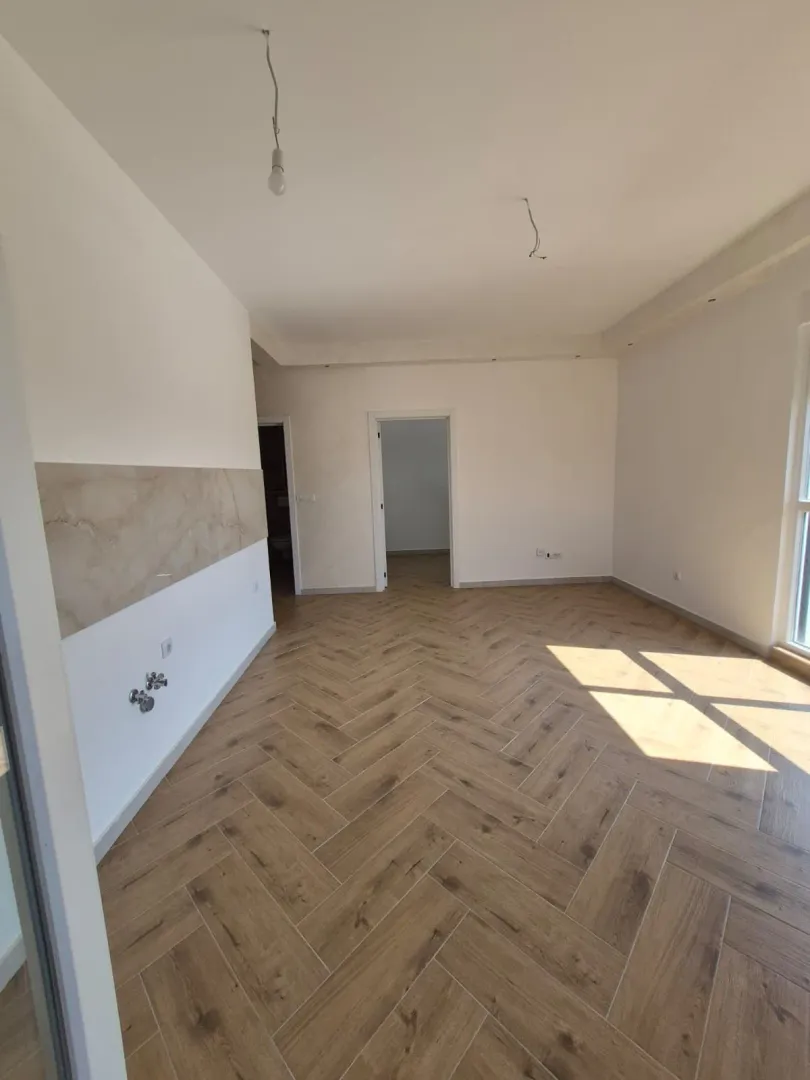 Prodaja, trosoban stan, 56m², Ledine, Beograd