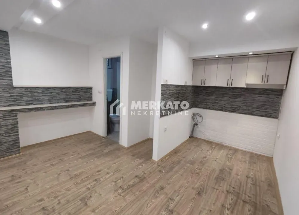 Sale, apartment, 23m², Zrenjanin, Srbija