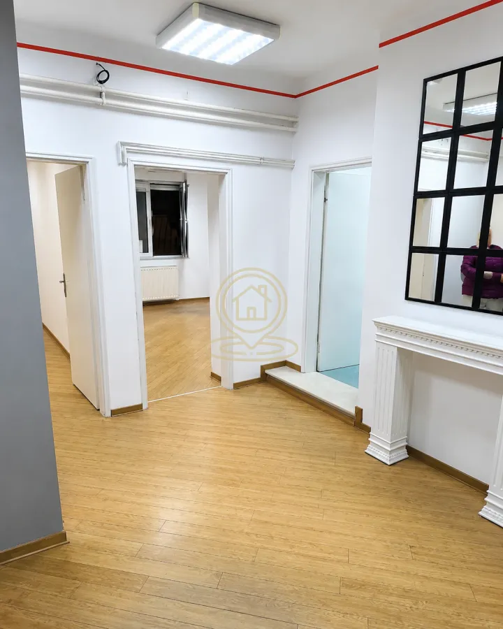 Izdavanje, poslovni prostor, 58m², Vračar Sve Podlokacije, Beograd
