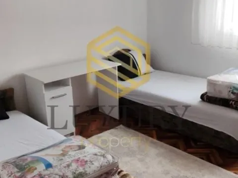 Izdavanje, dvosoban stan, 80m², Momišići, Podgorica - image 5