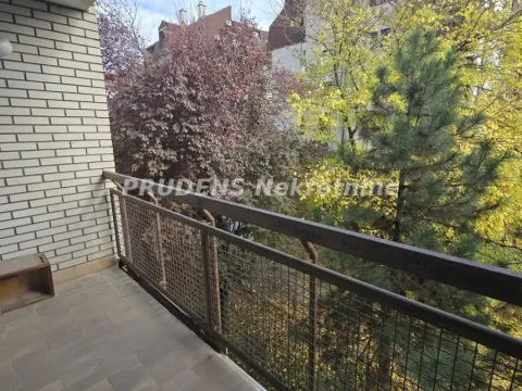 Prodaja, trosoban stan, 84m², Filmski Grad, Beograd