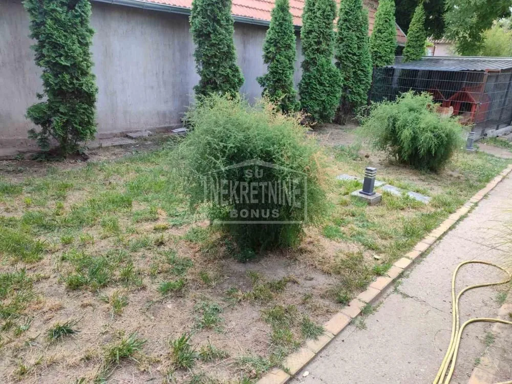 Prodaja, kuća, 180m², Centar, Subotica