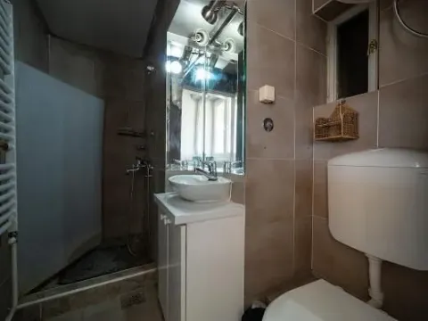 Izdavanje, trosoban stan, 65m², Vračar Hram, Vračar Sve Podlokacije - image 17