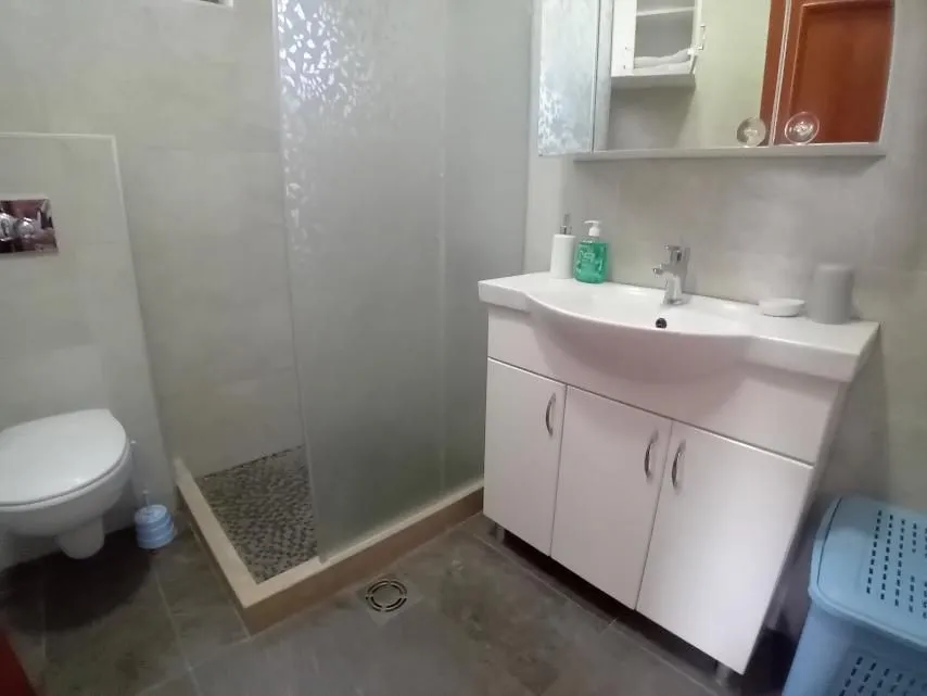 Prodaja, dvosoban stan, 72m², Dobrota, Kotor