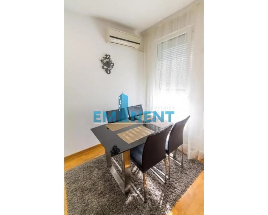 Rent, two bedroom apartment, 46m², Novi Beograd Blok 67, Novi Beograd Sve Podlokacije