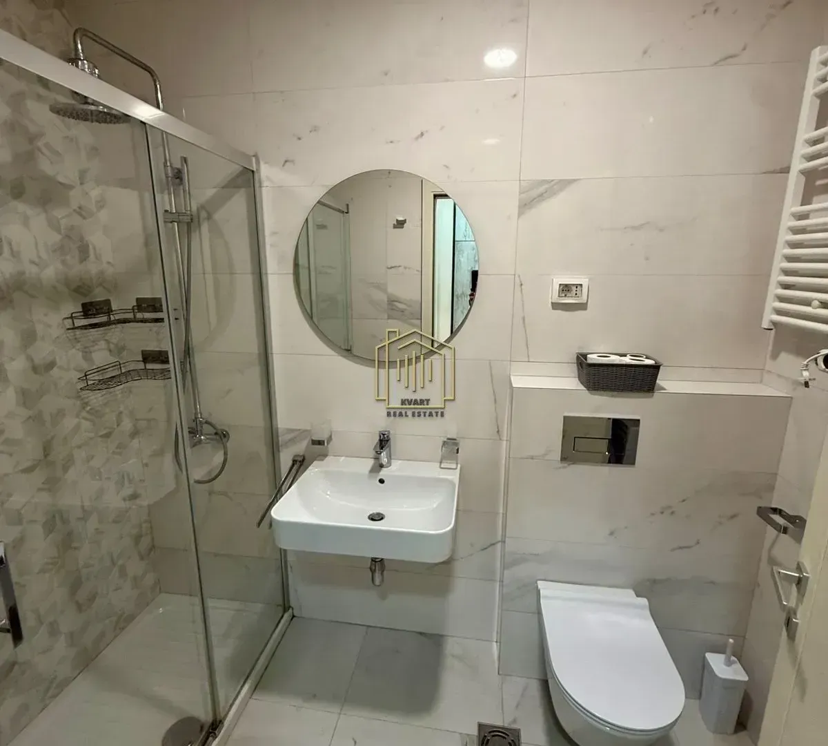 Izdavanje, jednosoban stan, 50m², Central Point, Podgorica