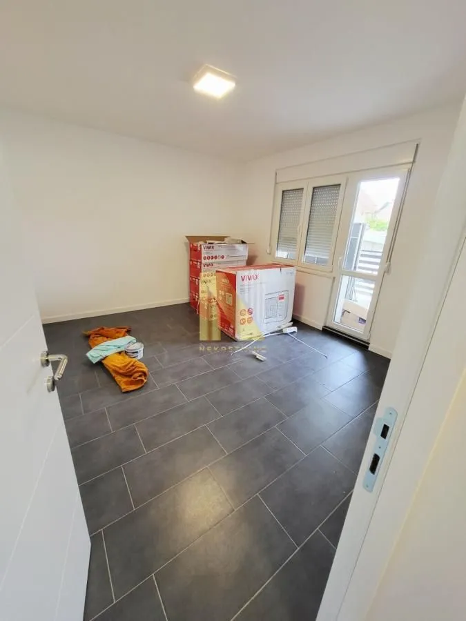 Rent, office space, 68m², Veternik, Novi Sad Sve Podlokacije