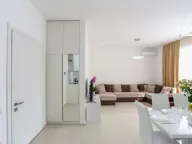 Rent, apartment, 60m², Bečići, Budva - image 5