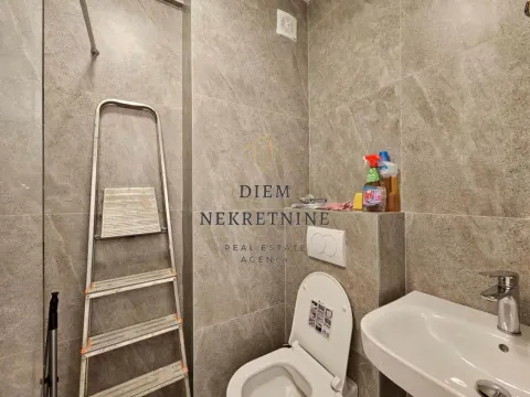 Rent, two bedroom apartment, 55m², Centar, Bar - image 17